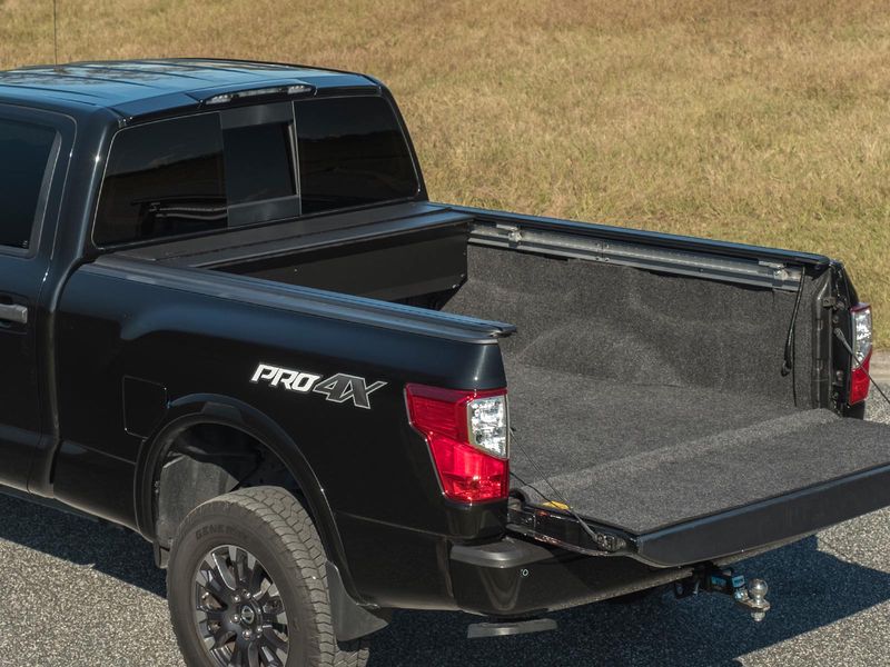 Load image into Gallery viewer, Pace Edwards Ultragroove Electric Truck Bed Cover - 2004-2021 Nissan

