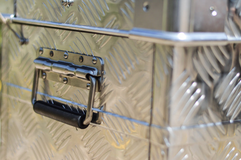 Load image into Gallery viewer, Attica 4x4 Arctic Series 42L Cooler

