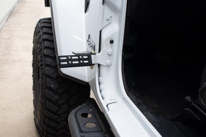 Load image into Gallery viewer, Fishbone Offroad 2018-Current JK/JL/JT Wrangler (2-Door) Foot Peg Set
