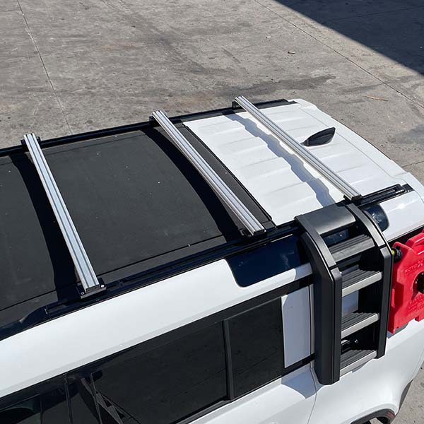 Load image into Gallery viewer, Badass Tents 2020-2022 Land Rover NEW Defender 90/110 Low Mount Roof Rail Crossbar System

